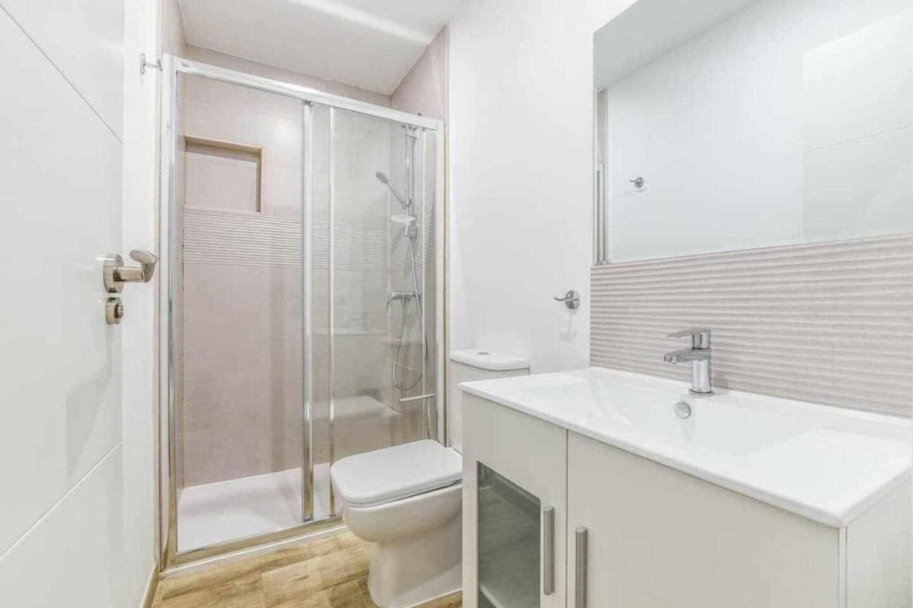 Acogedor Apartamento Entre Sol Gran Via Y Palacio Madrid Exterior foto